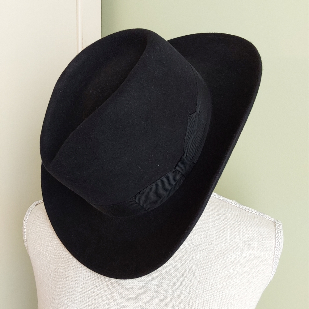 Classic Black Men's Hat
